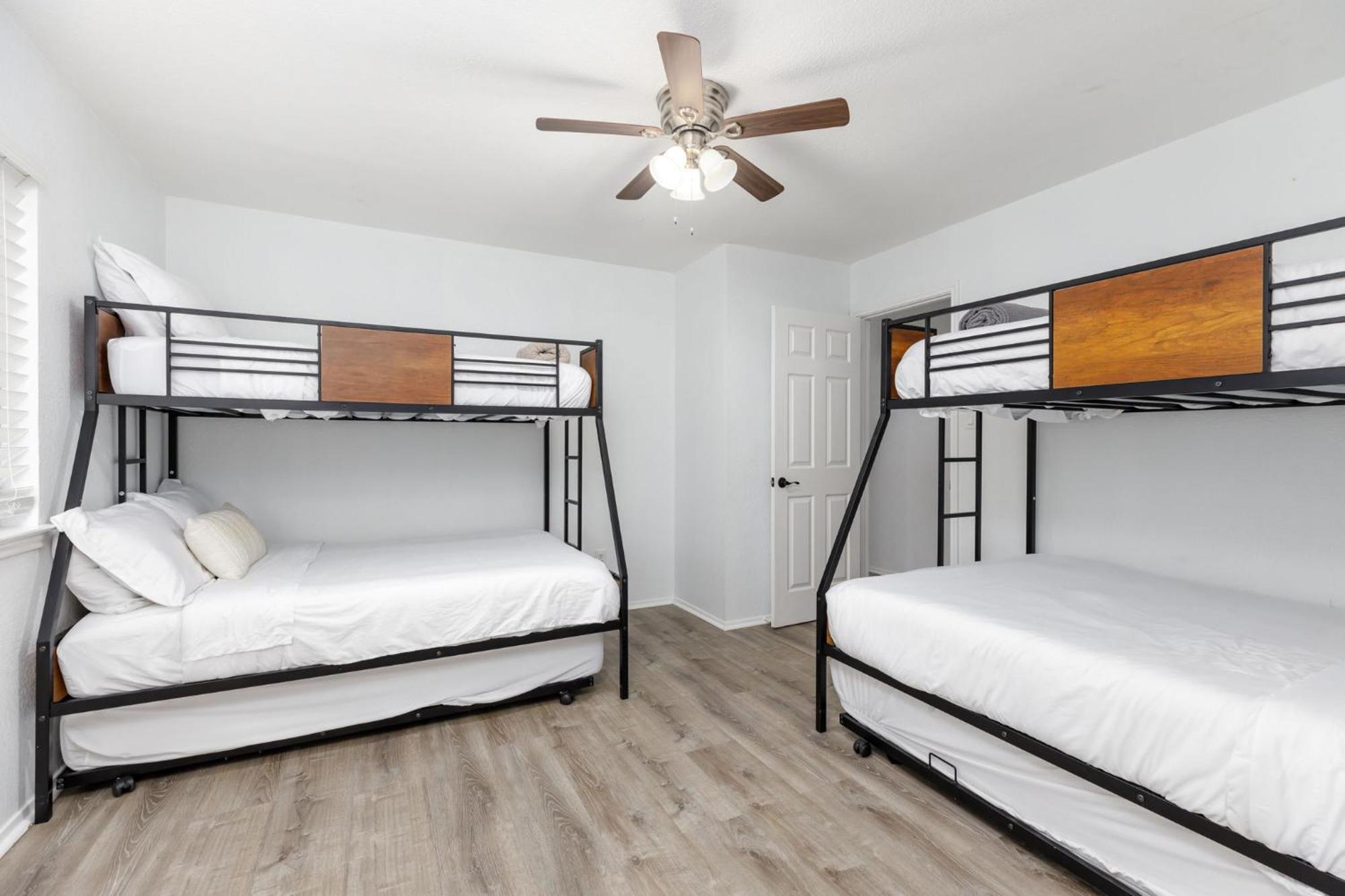 Timeless-Texas-Inn - Heated Pool Oasis & Lux Vibe Round Rock Buitenkant foto