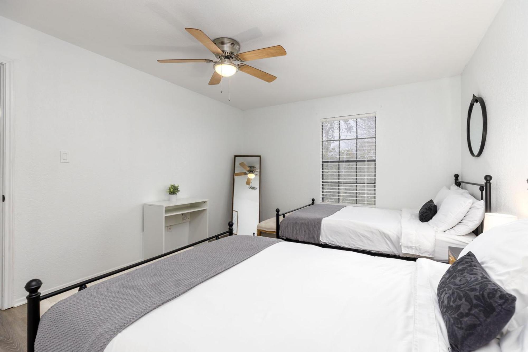 Timeless-Texas-Inn - Heated Pool Oasis & Lux Vibe Round Rock Buitenkant foto